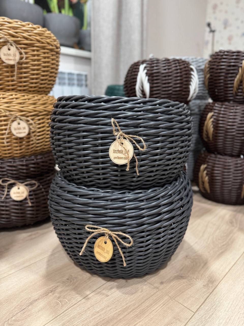 photo_2026-03-04_19-38-59 Набір "графіт" 2 кашпо ,16 л та 12 л - Зображення 1